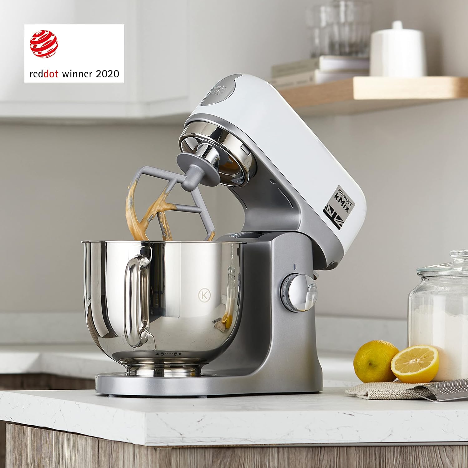 Kenwood kMix KMX750RD Küchenmaschine, 5 l Edelstahl Schüssel, Safe-Use-Sicherheitssystem, Metallgehuse, 1000 Watt, inkl. 3-Teiligem Patisserie-Set und Spritzschutz, Rot