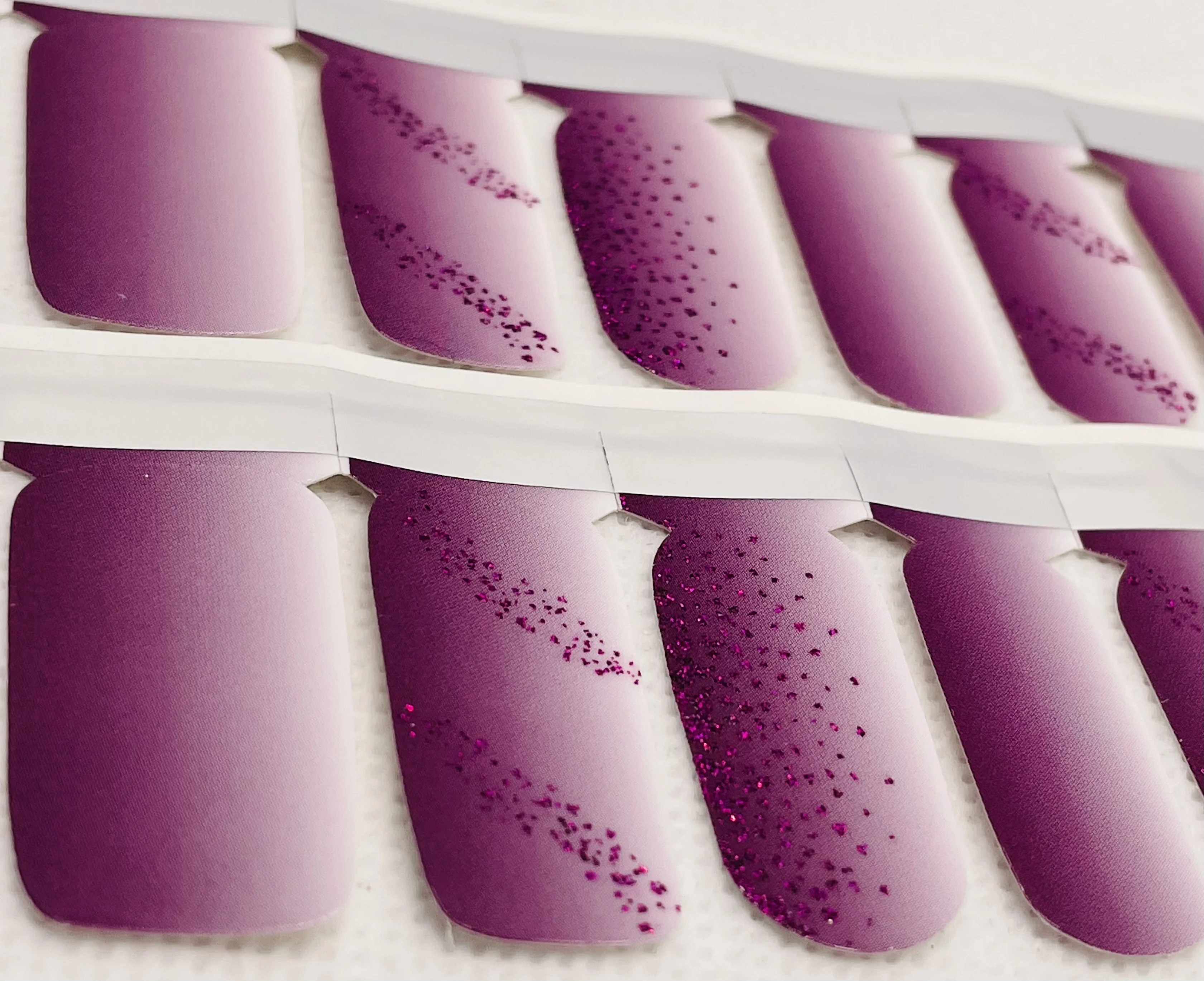 XL Vertical Plum Ombre