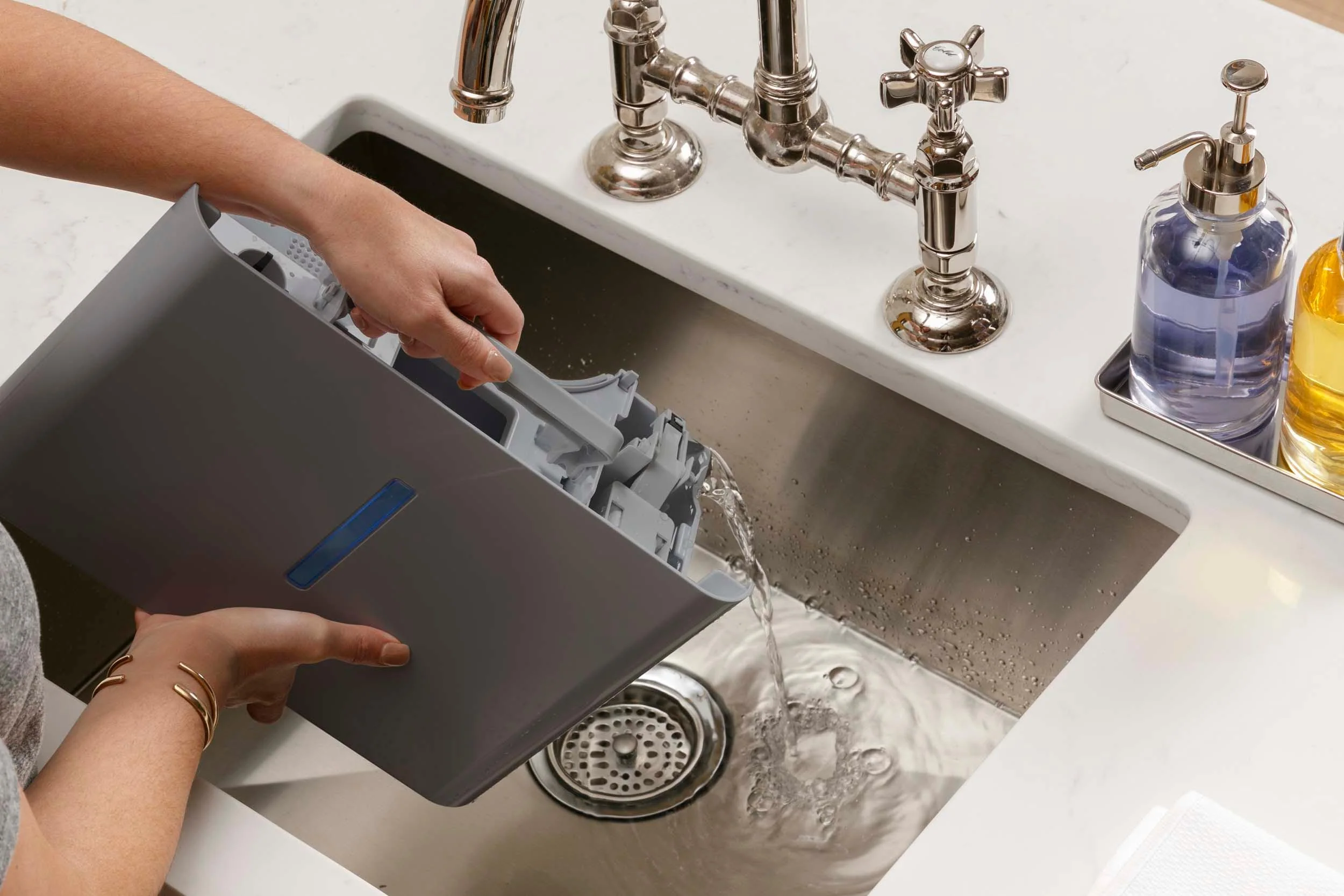 2025 Ge Appliances AWYR50LC Ge? Draagbare Slimme Energy Star? Ontvochtiger van 50 Pinten met Smart Dry-functie voor Vochtige Ruimtes
