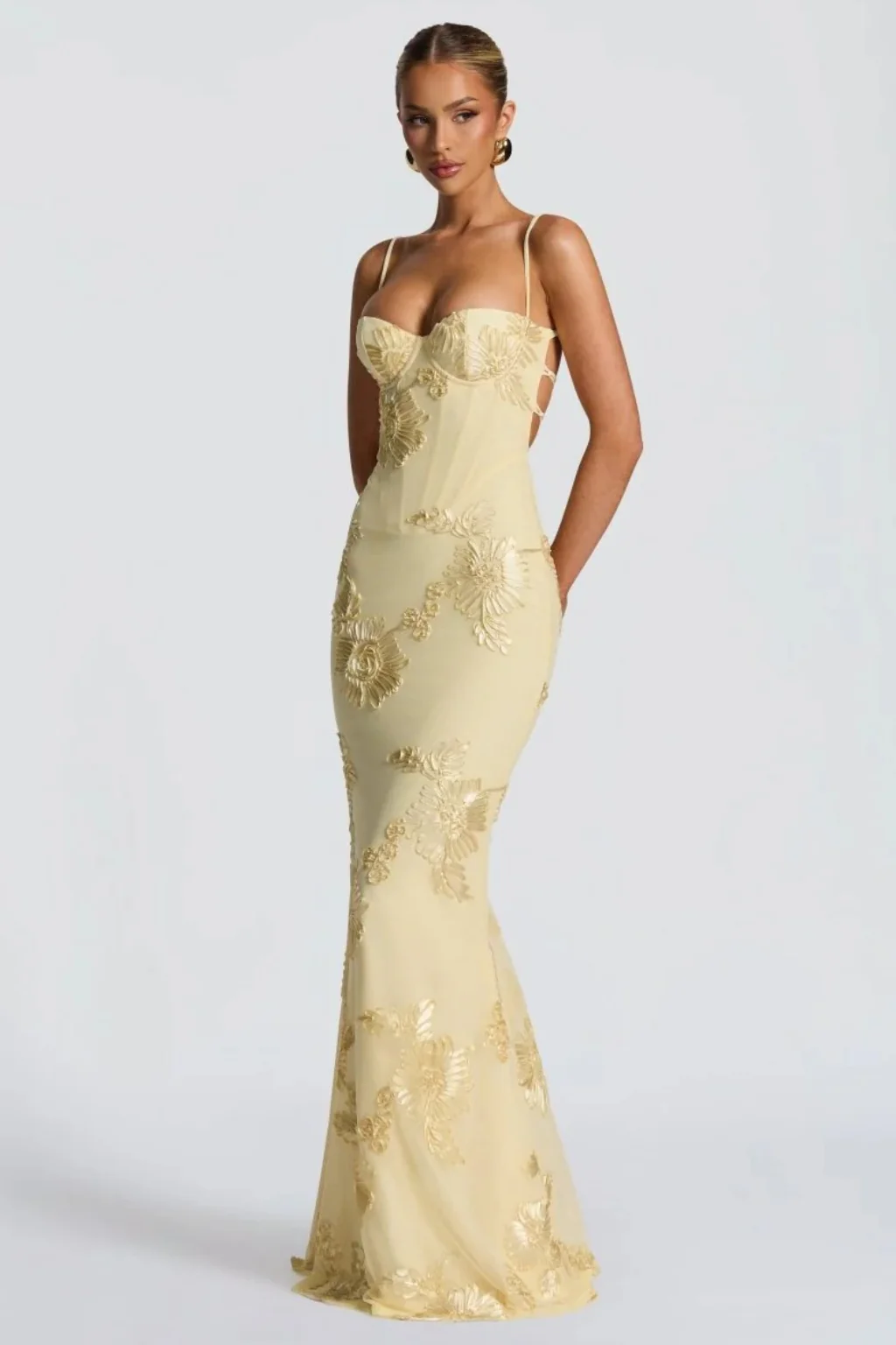 Damen Maxikleid f��r Hochzeitsg?ste mit floraler Stickerei und Corsage, festliches langes Kleid mit schmalen Tr?gern