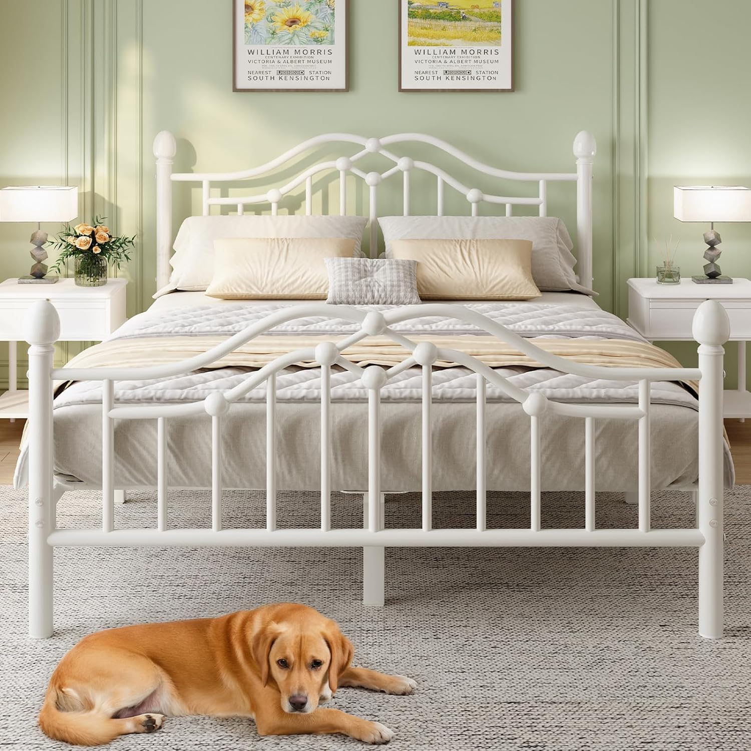 Bett 140 x 200 cm, Modernes Metallbett 140 x 200 cm mit Kopf- und Fußteil, viktorianischer Stil, Stauraum unter dem Bett, Einfach zu Montieren, Kein Lattenrost Erforderlich, Geräuscharm, Weiß