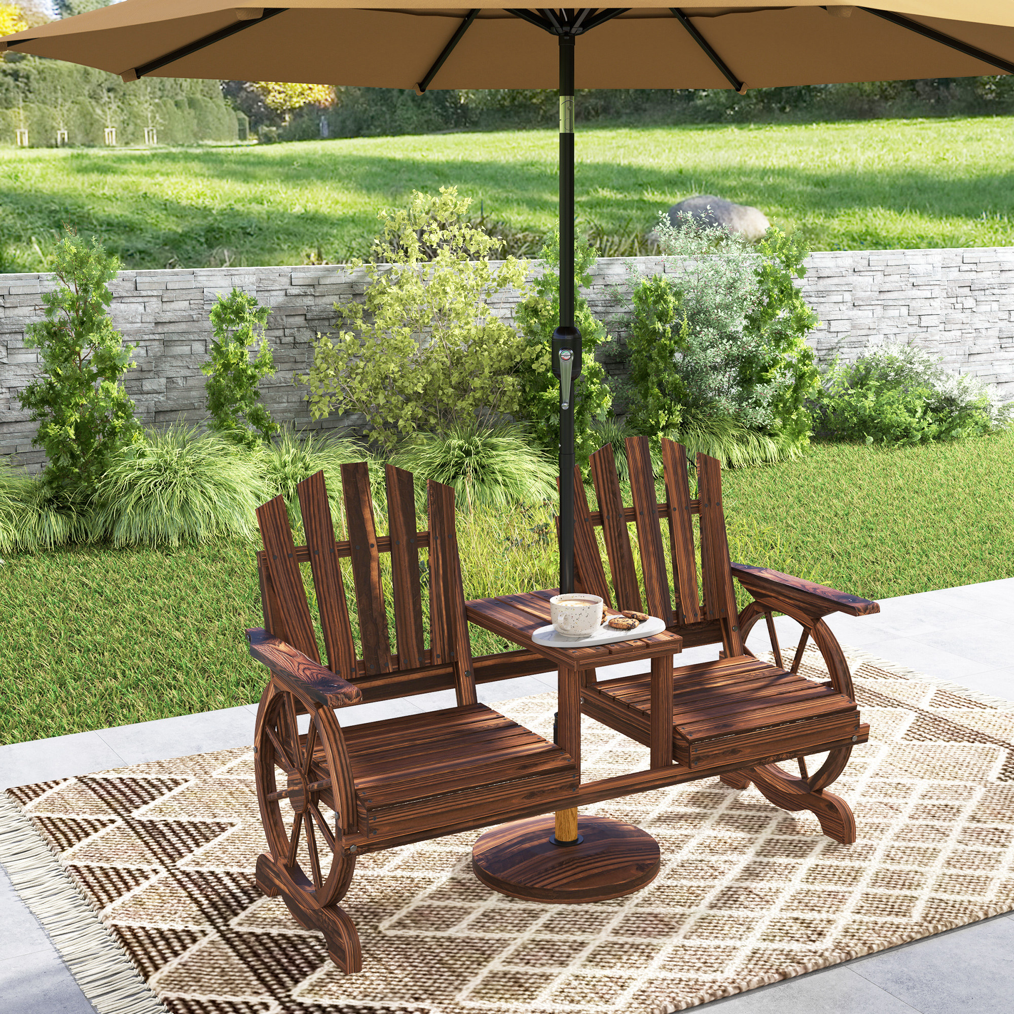 Outsunny Weerbestendige 2-Zits Houten Tuinbank met Paraplugat en Wagenwielpoten, 154 x 65 x 102 cm, Verkoolt