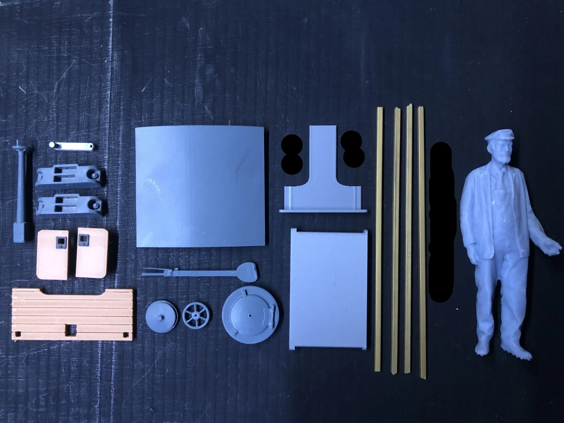 GN15 - Steam Loco - Pixie  - G-scale on 00 track using a Smokey Joe