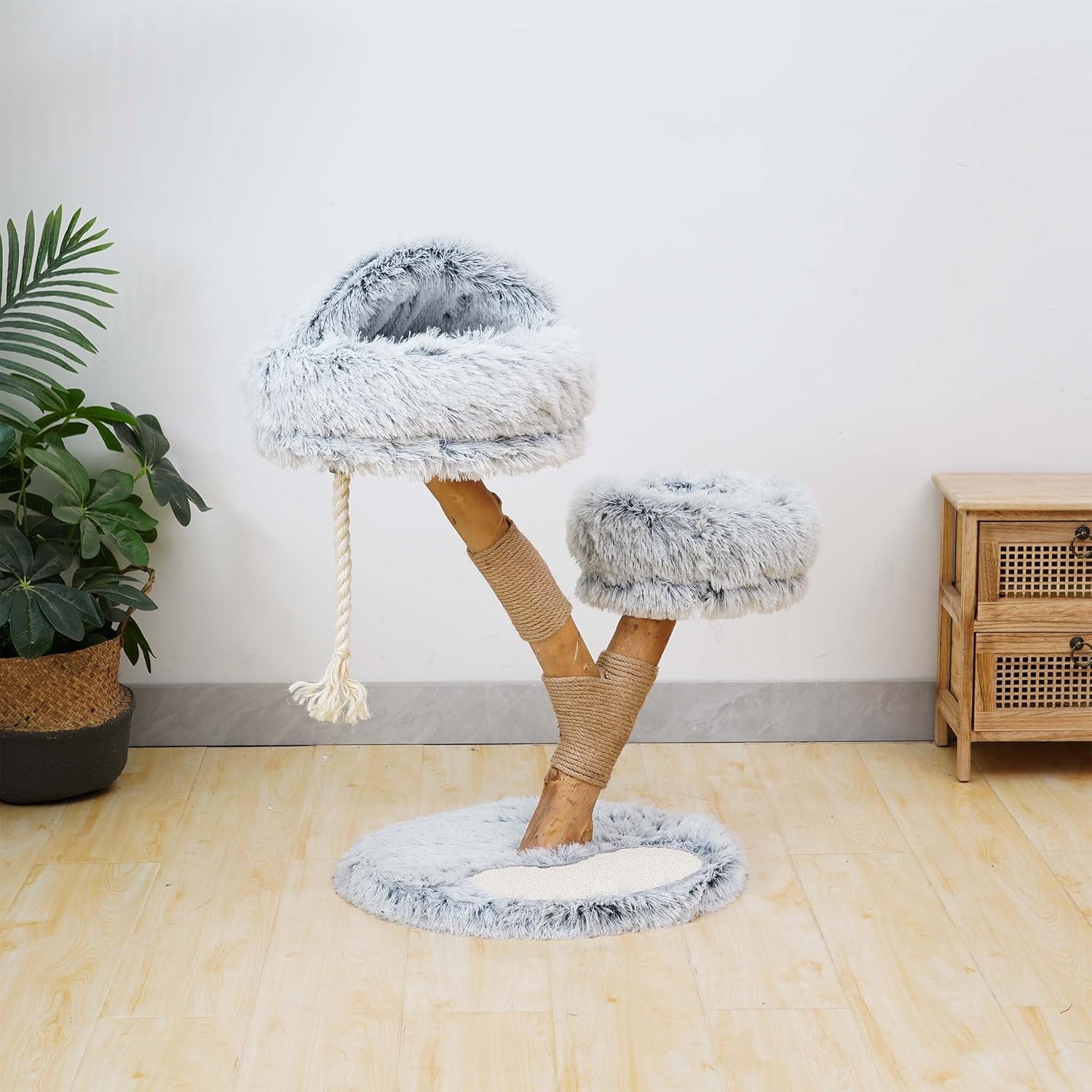 Fudajo Designer Kratzbaum in Zweigdesign 130 cm hoch, Katzenkratzbaum mit Plüsch und Sisal, Kletterbaum für Katzen, Katzenbaum mit Hängeliege