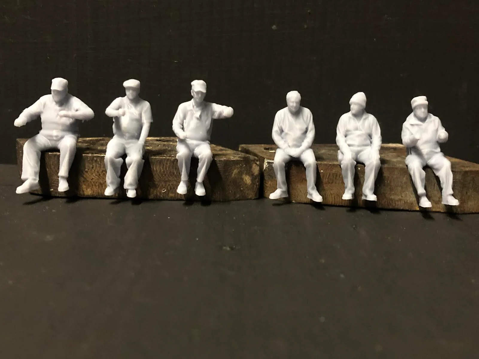 Loco crew Multi-Pack (Version 4) - 6 seated figures in assorted poses -3D scans  - NG7 / O Gauge