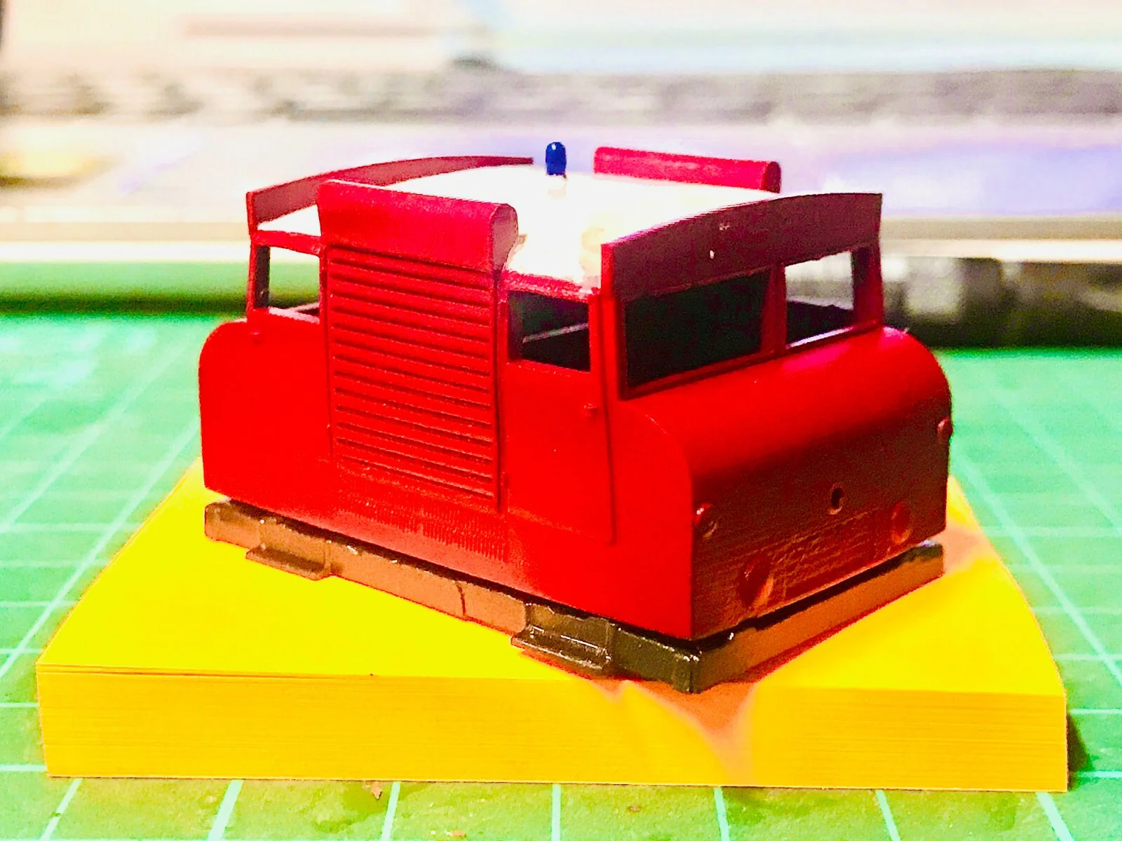 OO Wickham Fire Tender with a static display option