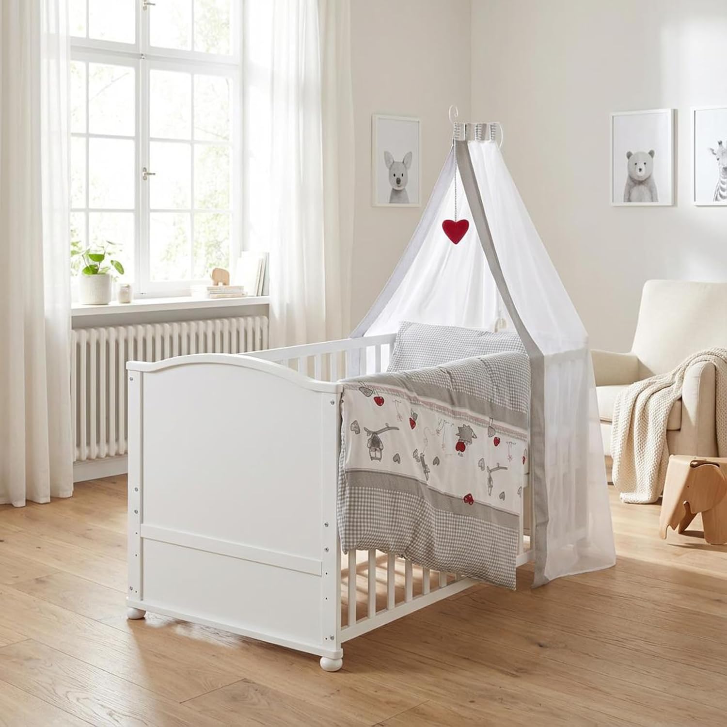 roba Babybett Set Adam & Eule - 70 x 140 cm - Mitwachsendes Kinderbett mit Bettwäsche, Himmel, Matratze - Höhenverstellbar - zu Juniorbett umbaubar - Holz weiß