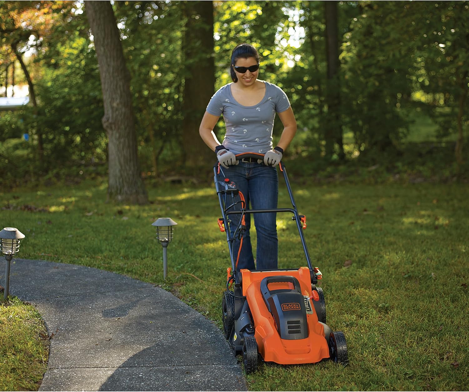 Black+Decker 2000 W 3-in-1 Elektro-Rasenmäher, 48 cm Schnittbreite, 50 L Grasfangbehälter, 1 Stück, LM2000