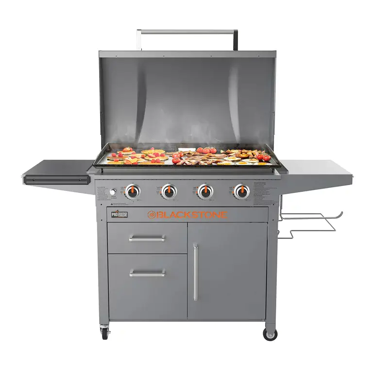 Blackstone ProSeries 4-Burner 36 Griddle Cooking Station with Hood