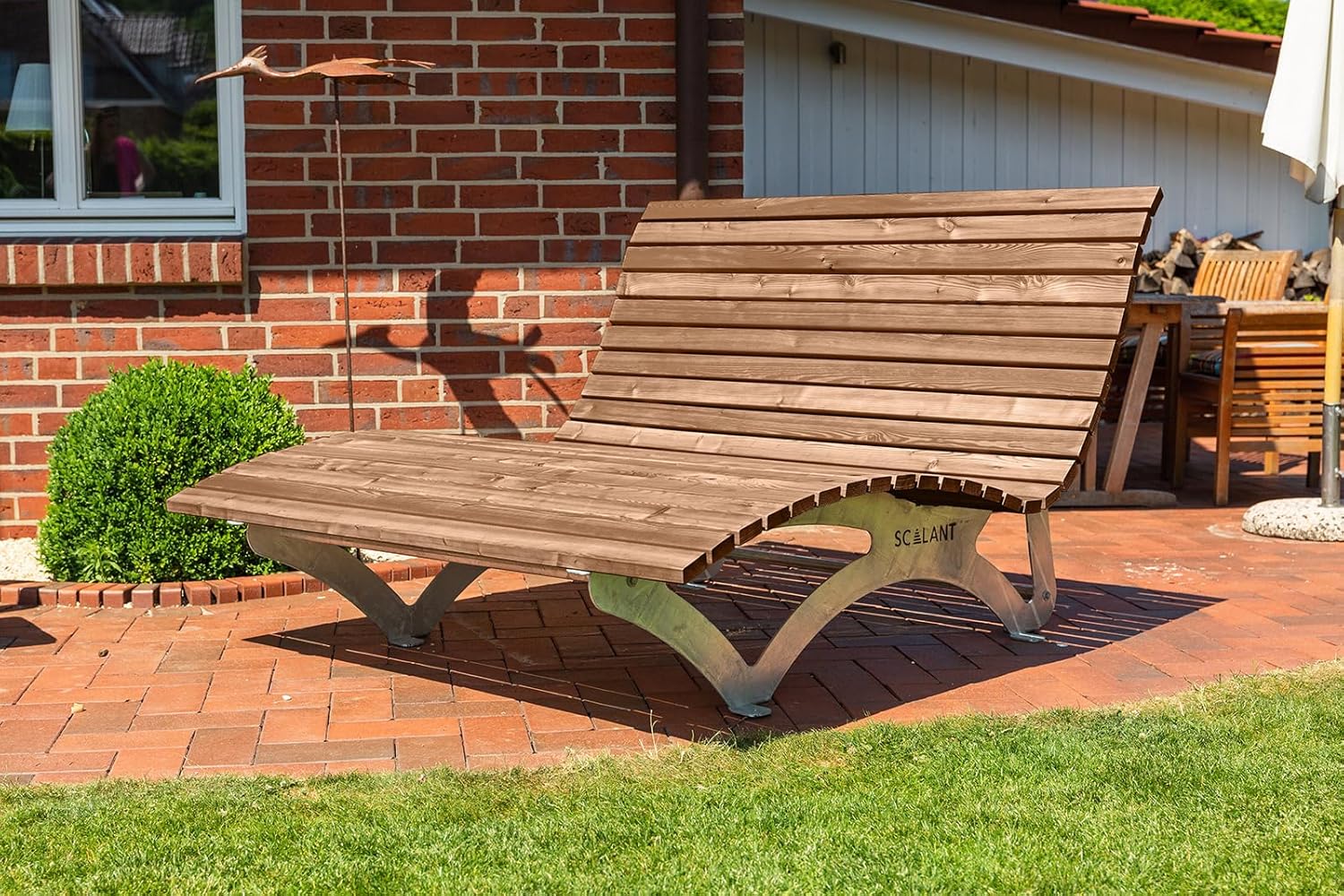 Waldsofa Classic, Thermokiefer, für 2-3 Personen, Sonnenliege, Außenliege, Wellenliege, Relaxliege, Holzliege für den Garten, feuerverzinkt