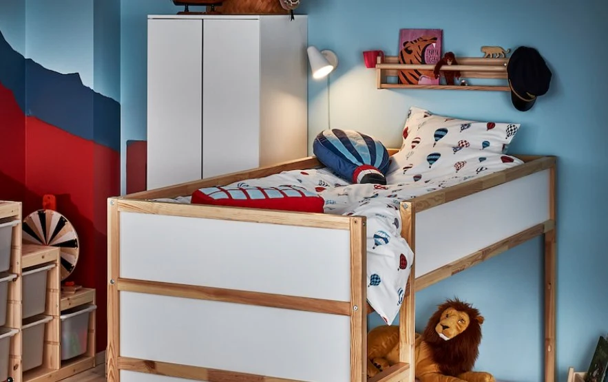 2025 KURA Omkeerbaar Bed, Wit/Den, 90x200 cm