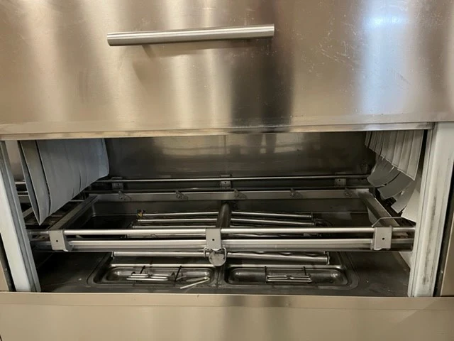 Zanussi tunnel opvasker (brugt).