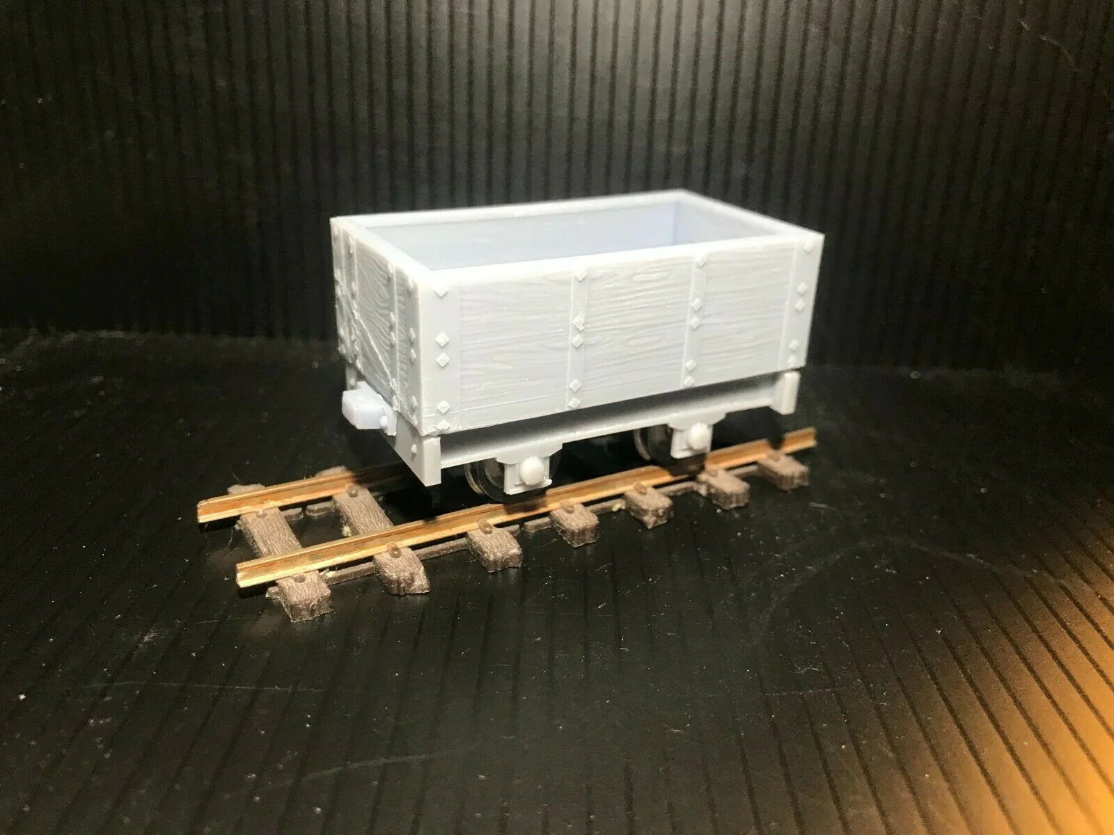Gn15  Mineral/Mining Wagon Kit with optional wheelsets