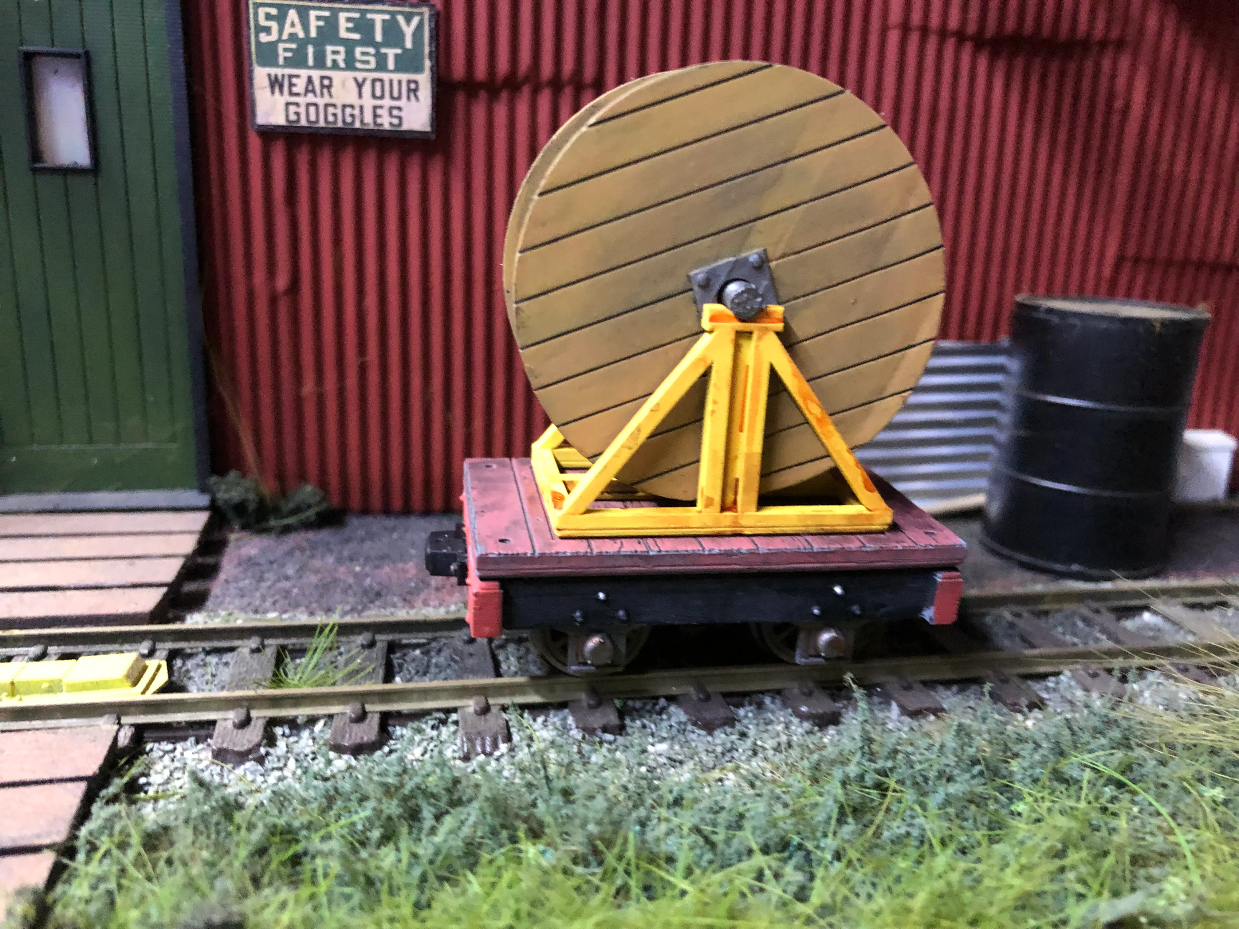 Gn15 Narrow Gauge Cable wagon - with wheels