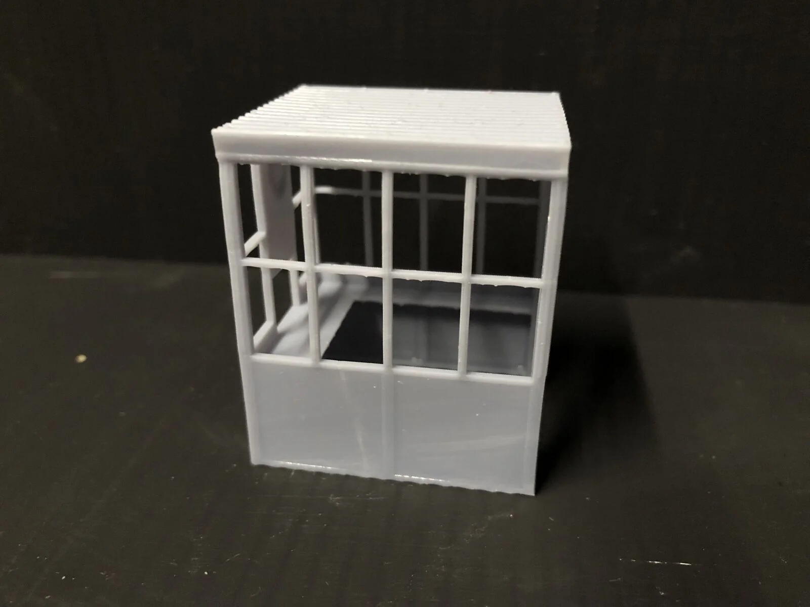 O / O16.5 / 7mm Gauge Country Petrol Station for Forecourt or Roadside