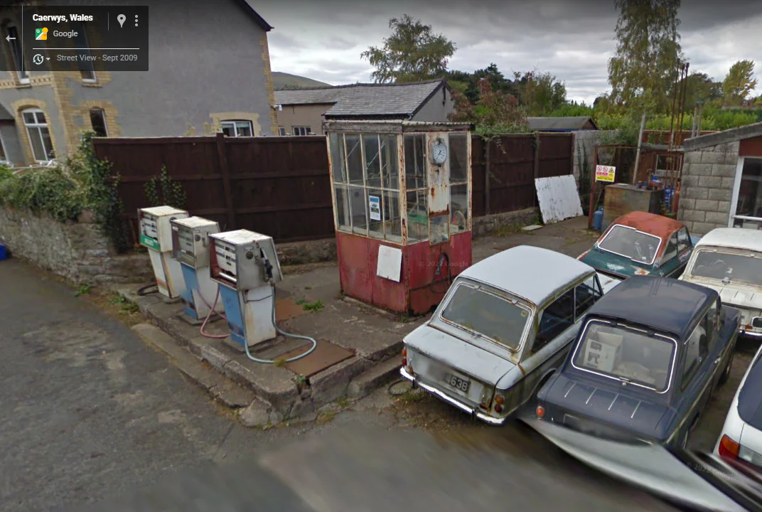 O / O16.5 / 7mm Gauge Country Petrol Station for Forecourt or Roadside