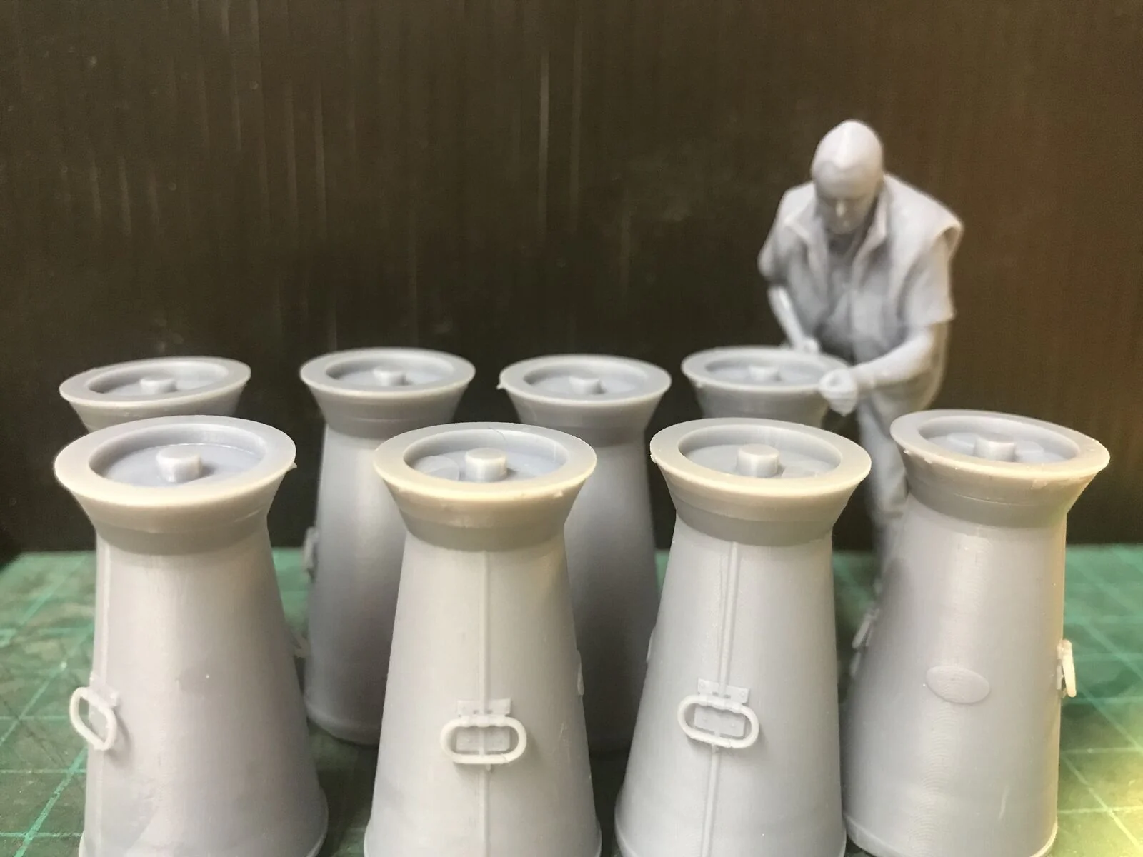 G-Scale Old Style 17 Gallon Milk Churns(also GN15)