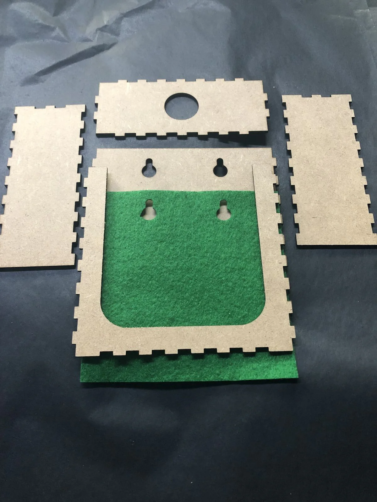 A Handy Holder for the Bachmann 44211 Controller - easy to use and fit