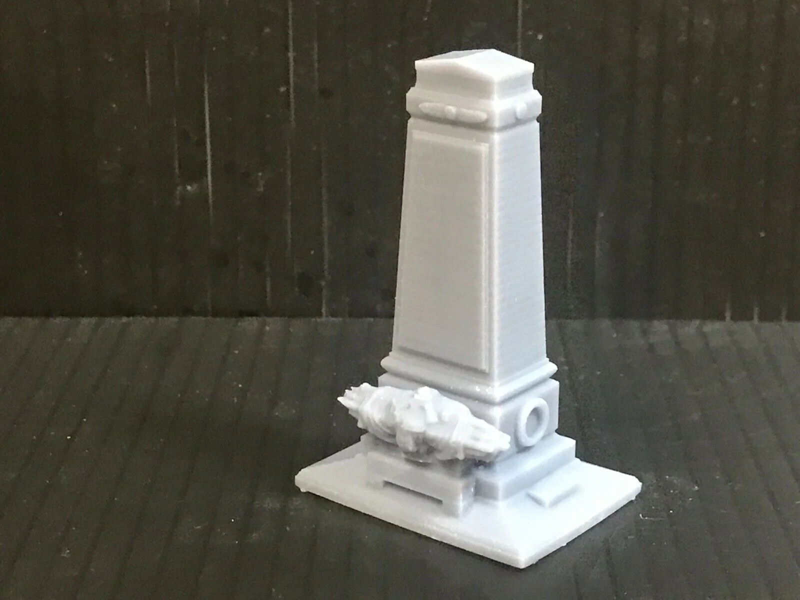 00 H0 gauge great war memorial for model railway scenery - also OO9