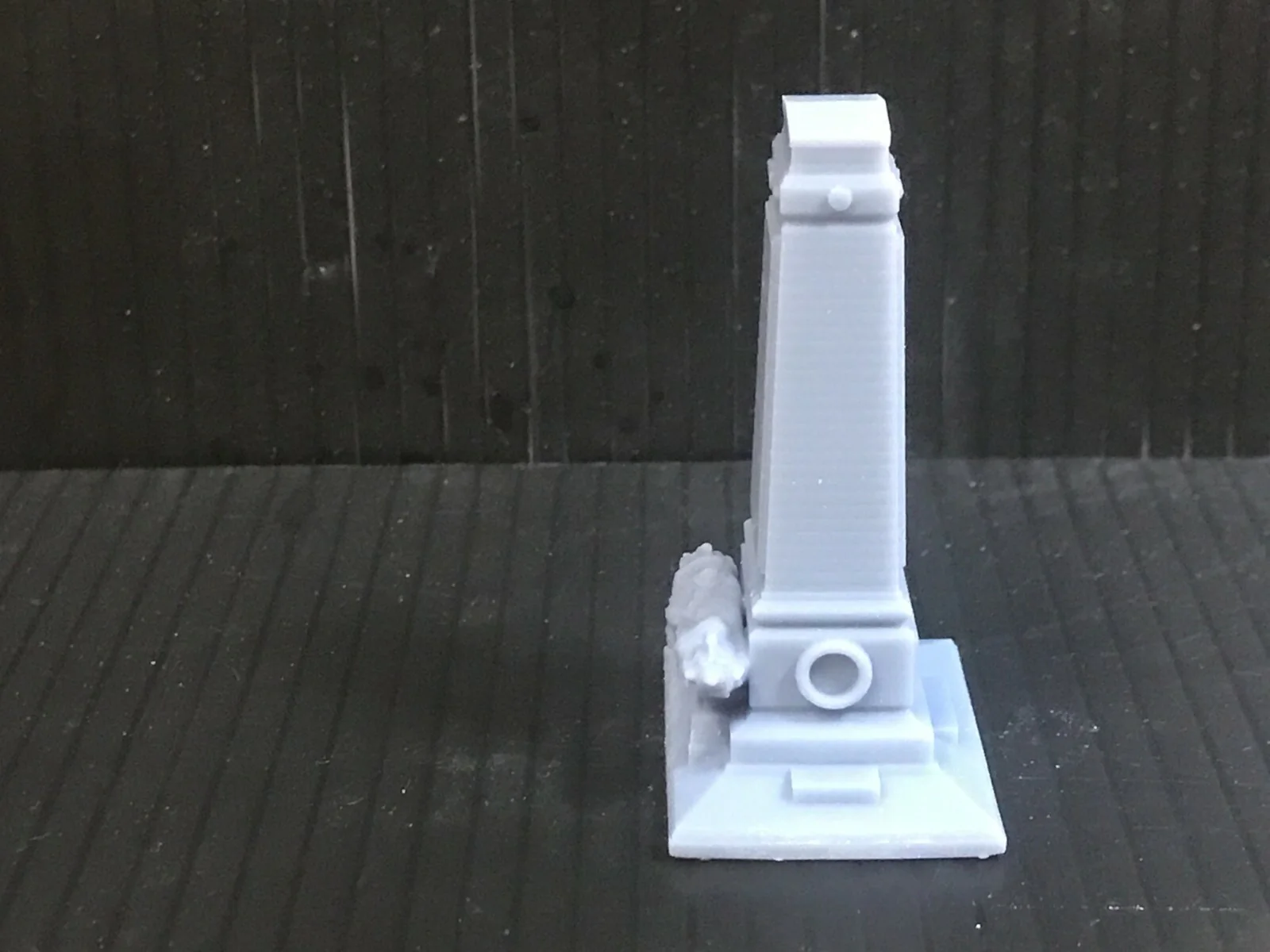 00 H0 gauge great war memorial for model railway scenery - also OO9