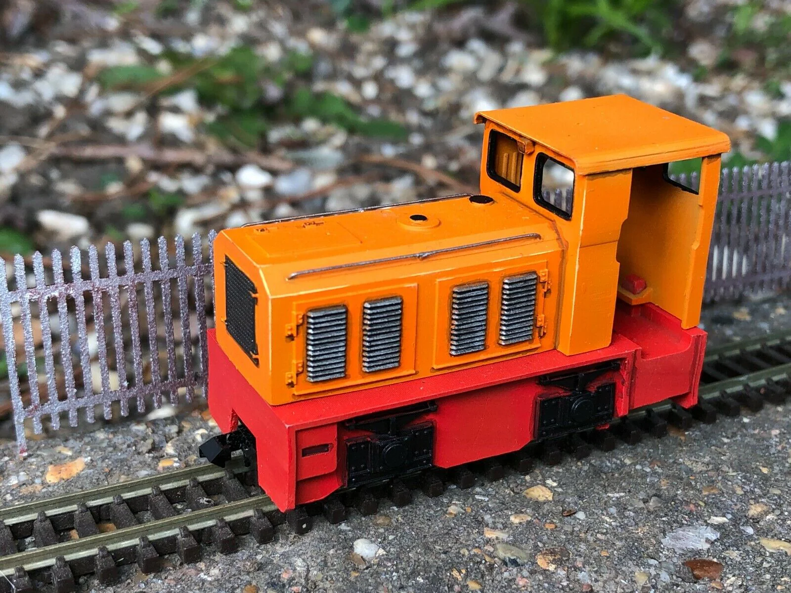 OO9 009 Diema DS60 Style Diesel Locomotive Shunter Body For KATO 109