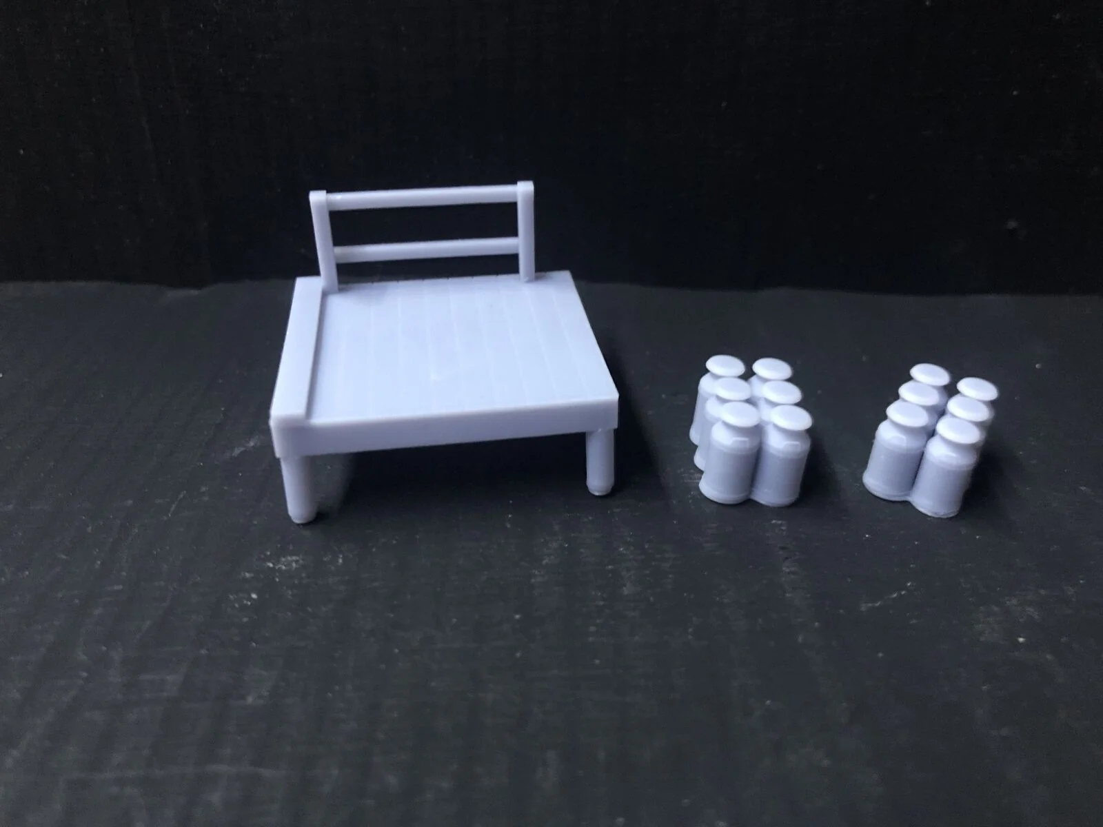 Ebdon Lane Halt and Milk Stand along with 12 Milk Churns - OO9/OO/HO