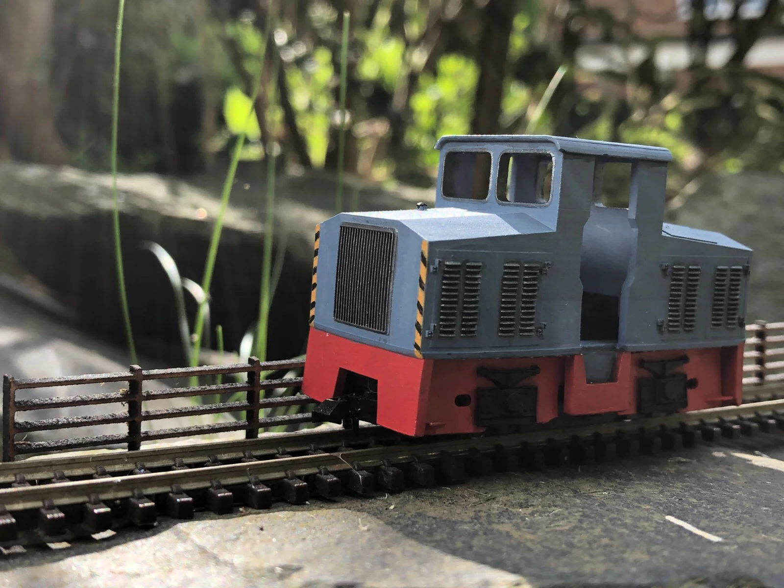 OO9 009 Diema DS90 Style Diesel Locomotive Shunter Body For KATO 11-109