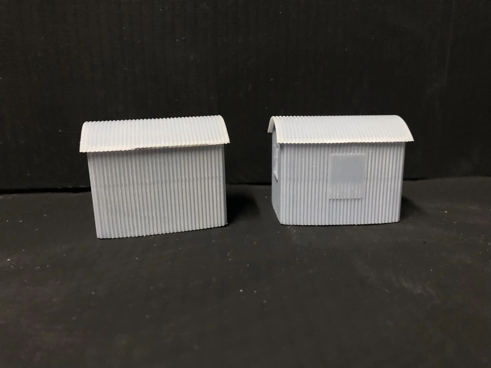 Two Lamp huts with glazing - OO9/OO/HO based on Buckfastleigh buildings