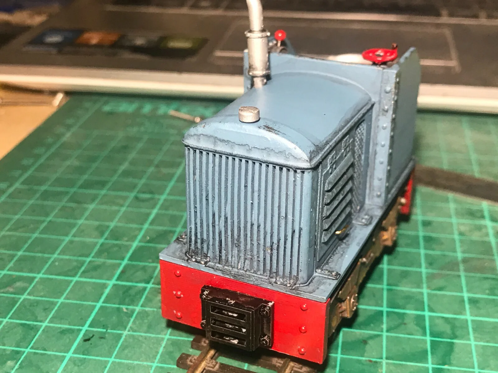 GN15 - Diesel critter - Fordson kit - G-scale on 00 track uses a tenshodo spud