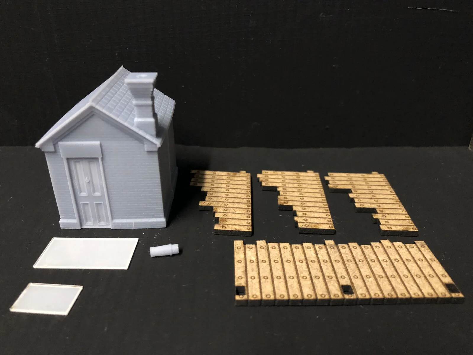 Coal merchant office and staithes  - OO9/OO/HO based on Tettington building