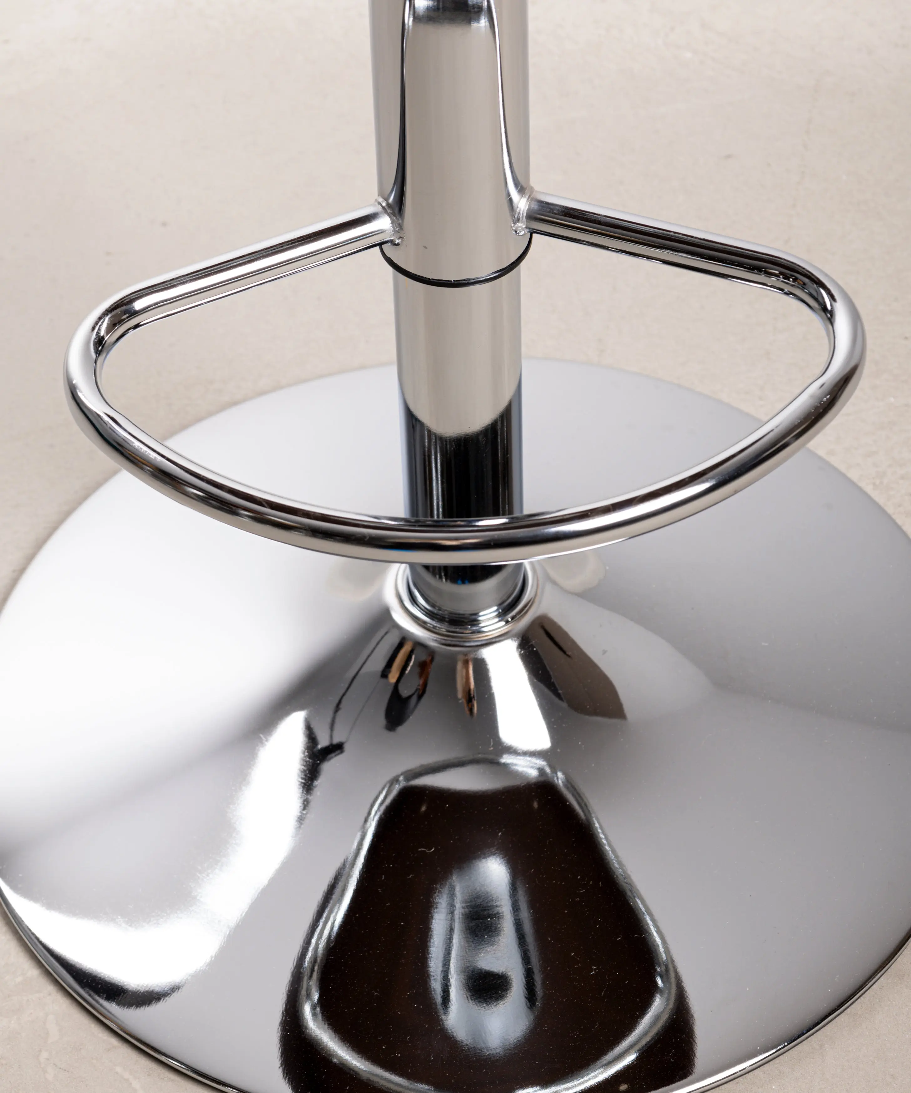 Taburete de Madera y Polipiel Regulable Debbie