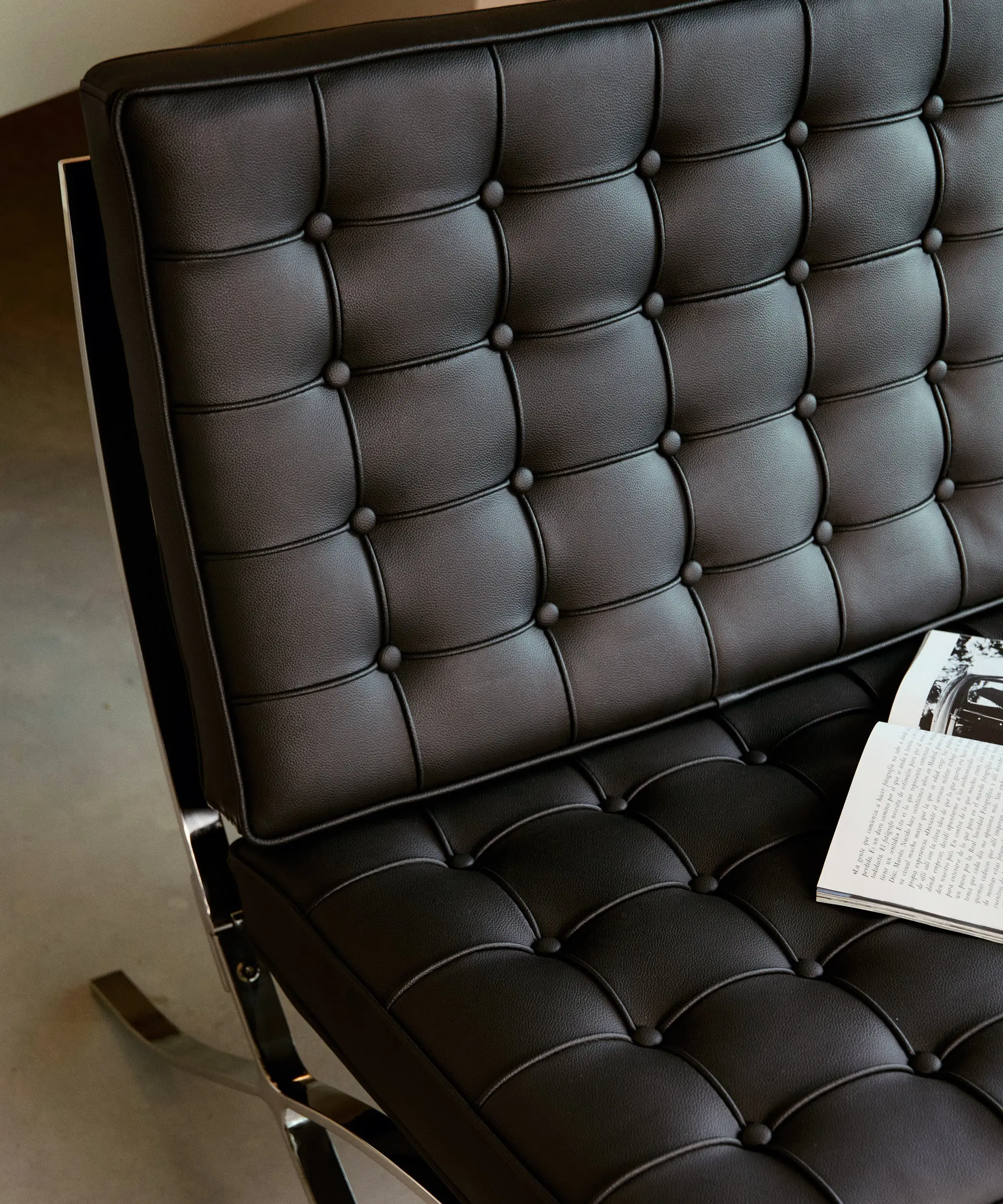 Silla de Acero Tapizada en Piel Italiana Barcelona