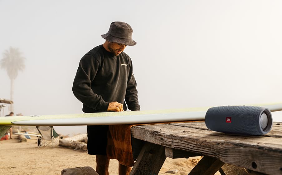 JBL Essential Bluetooth Altoparlante Waterproof