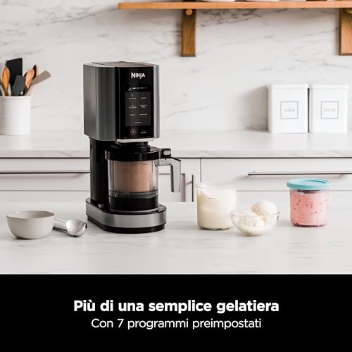 Ninja CREAMi Gelatiera, macchina per gelato e dessert congelati, 1,4 l, 3 vasetti, 7 programmi, per gelati, sorbetti, frullati, frappè, nero/argento, NC300EU : Amazon.it: Casa e cucina