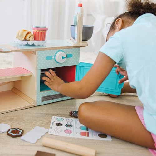 Melissa & Doug La Pasticceria   Pasticceria, Panetteria in Legno (39 pezzi), Giochi in legno, Giocattoli di ruolo, Gioco Montessori, Cibo in legno, Regalo per ragazzo o ragazza di 3 4 5 6 7 anni : Giochi e giocattoli