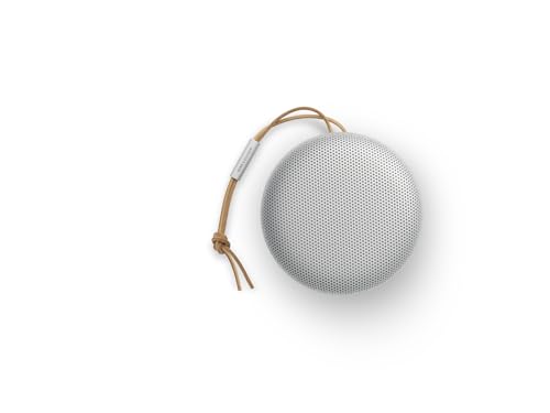 Bang & Olufsen Beosound A1 (2a Generazione)   Speaker Bluetooth Portatile Premium Impermeabile IP67, Suono a 360 Gradi, Assistente Vocale Alexa, Vivavoce, Batteria di 18 Ore   Grigio Nebbia : Elettronica