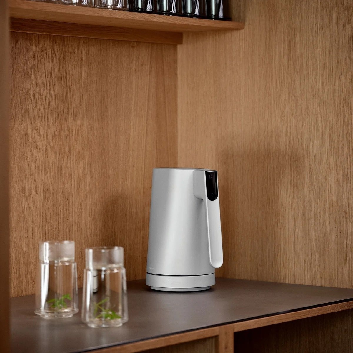 Jacob Jensen NORDIC Czajnik Elektryczny z Regulacją Temperatury 1,2 l / Srebrny