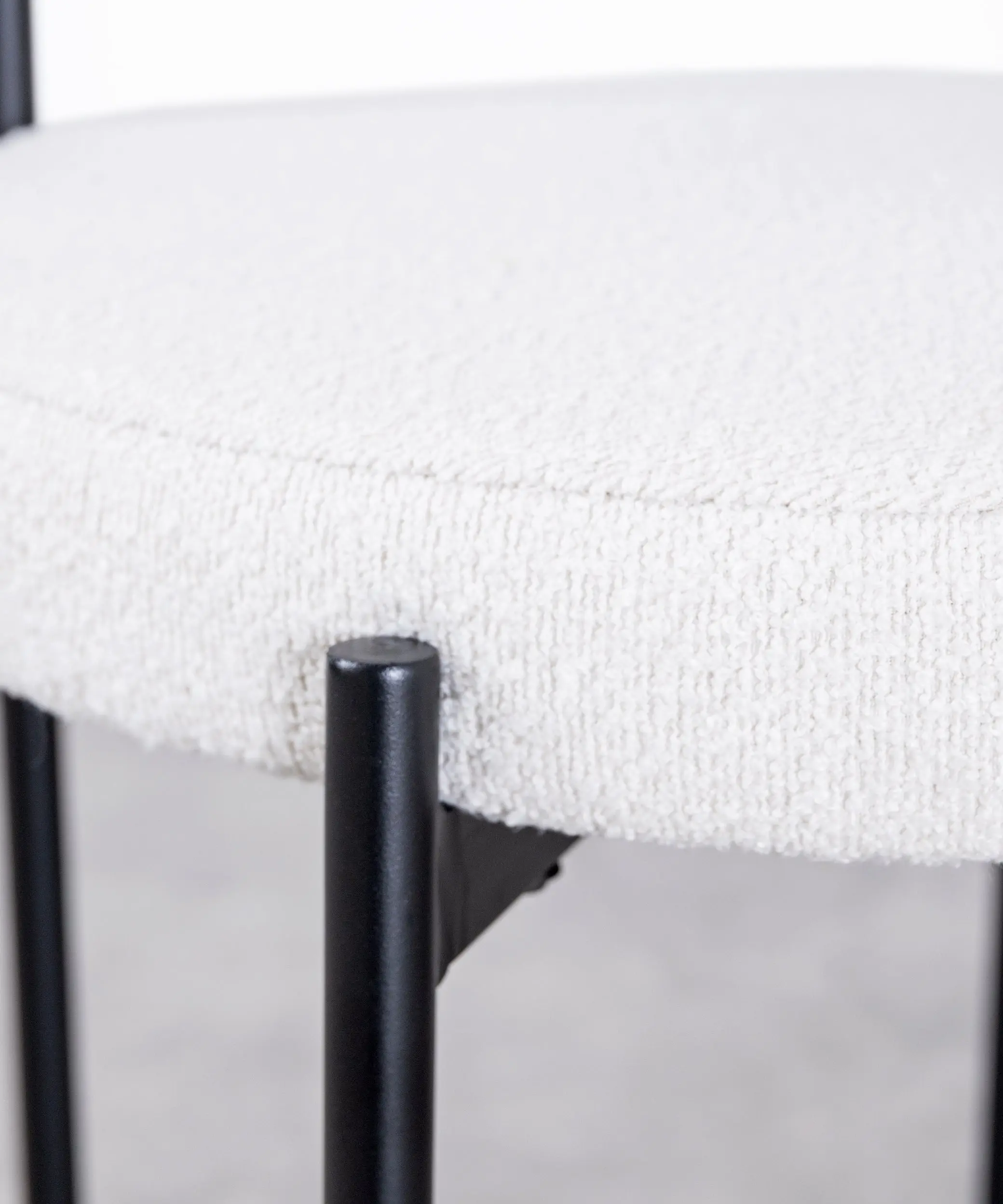 Silla de Comedor en Tela y Metal Alexia