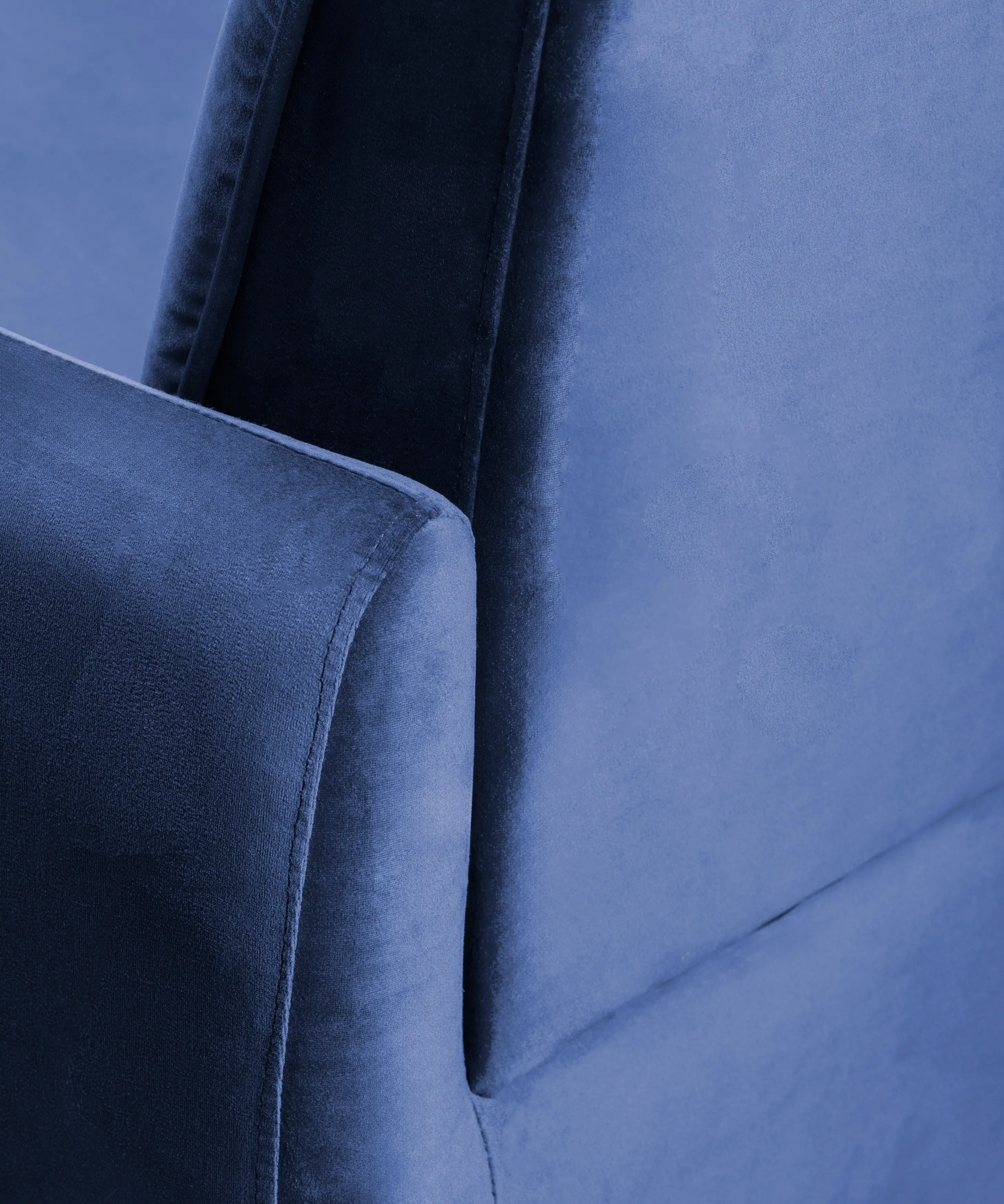 Sillón Tapizado en Terciopelo Margot