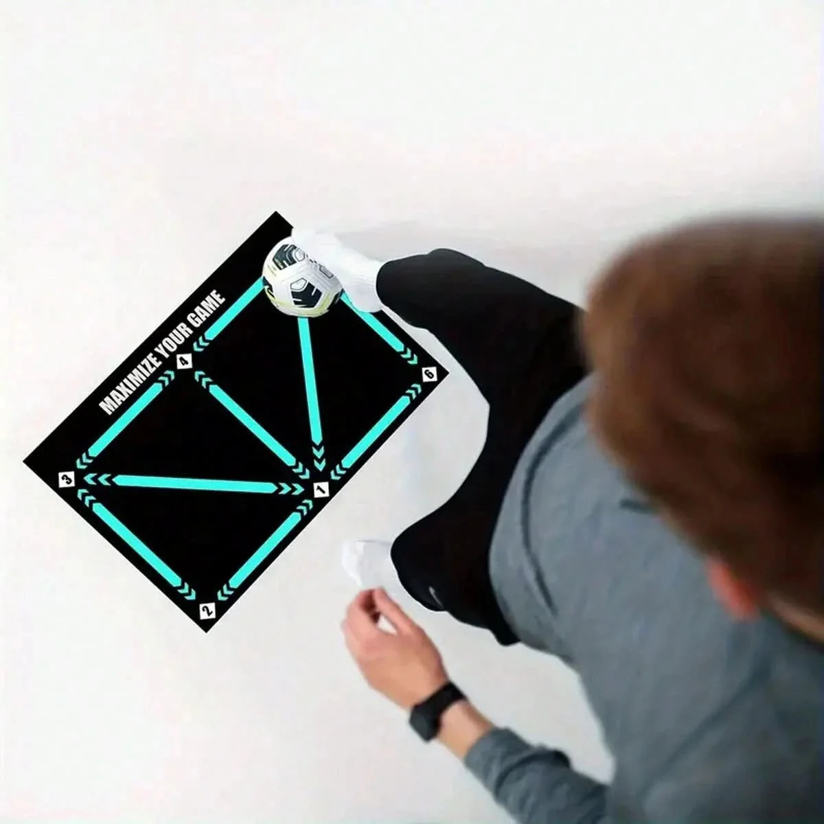 FootMaster Alfombra de entrenamiento de fútbol antideslizante – Perfecta para un entrenamiento efectivo en casa