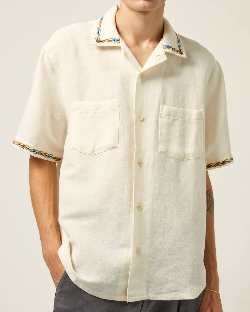 ROSE CHAIN EMBROIDERED SS SHIRT