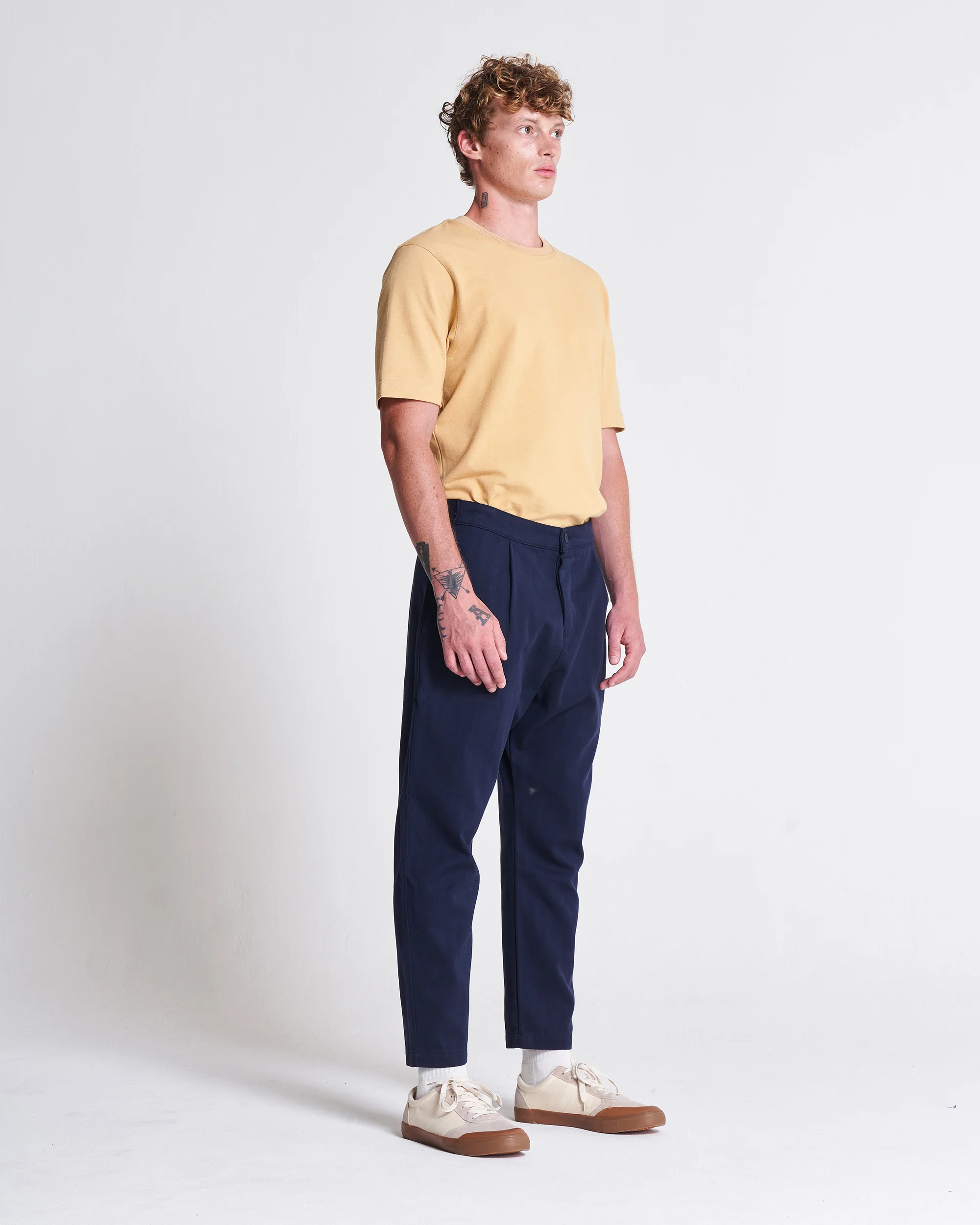 COTTON WEEKEND TROUSER - NAVY