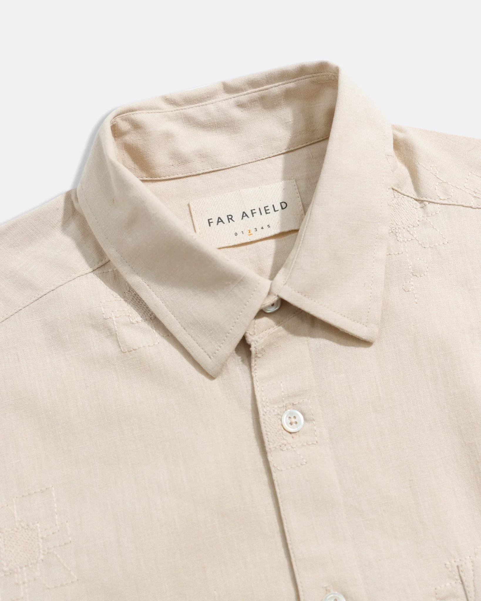 EMBROIDERED ABSTRACT FLOWER SHIRT