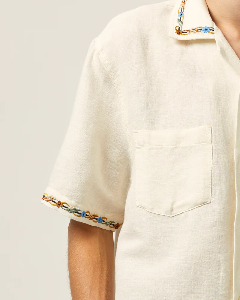 ROSE CHAIN EMBROIDERED SS SHIRT