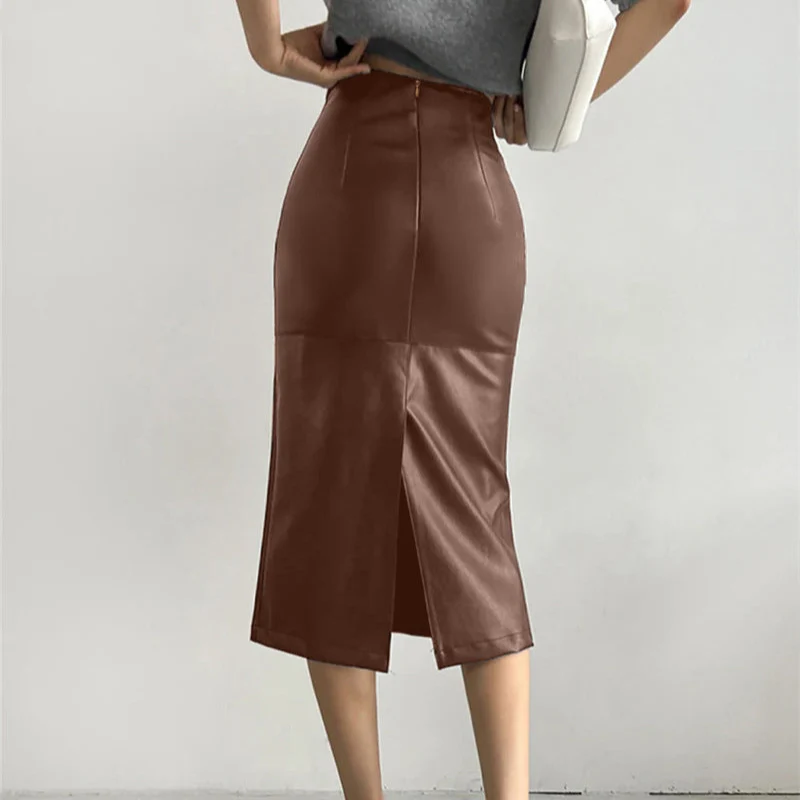 BROWN BIAS-CUT LEATHER SKIRT