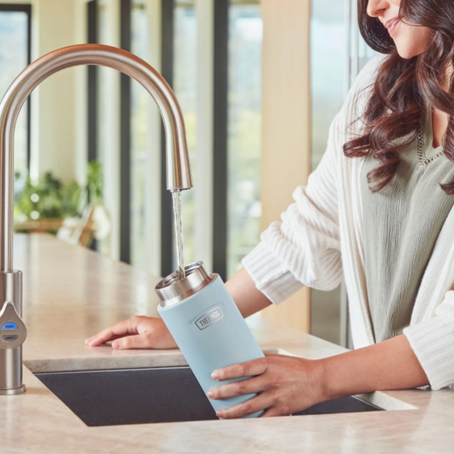 BOTELLA HIDRATACIÓN ICON ACERO INOXIDABLE 1.2LT GLACIER