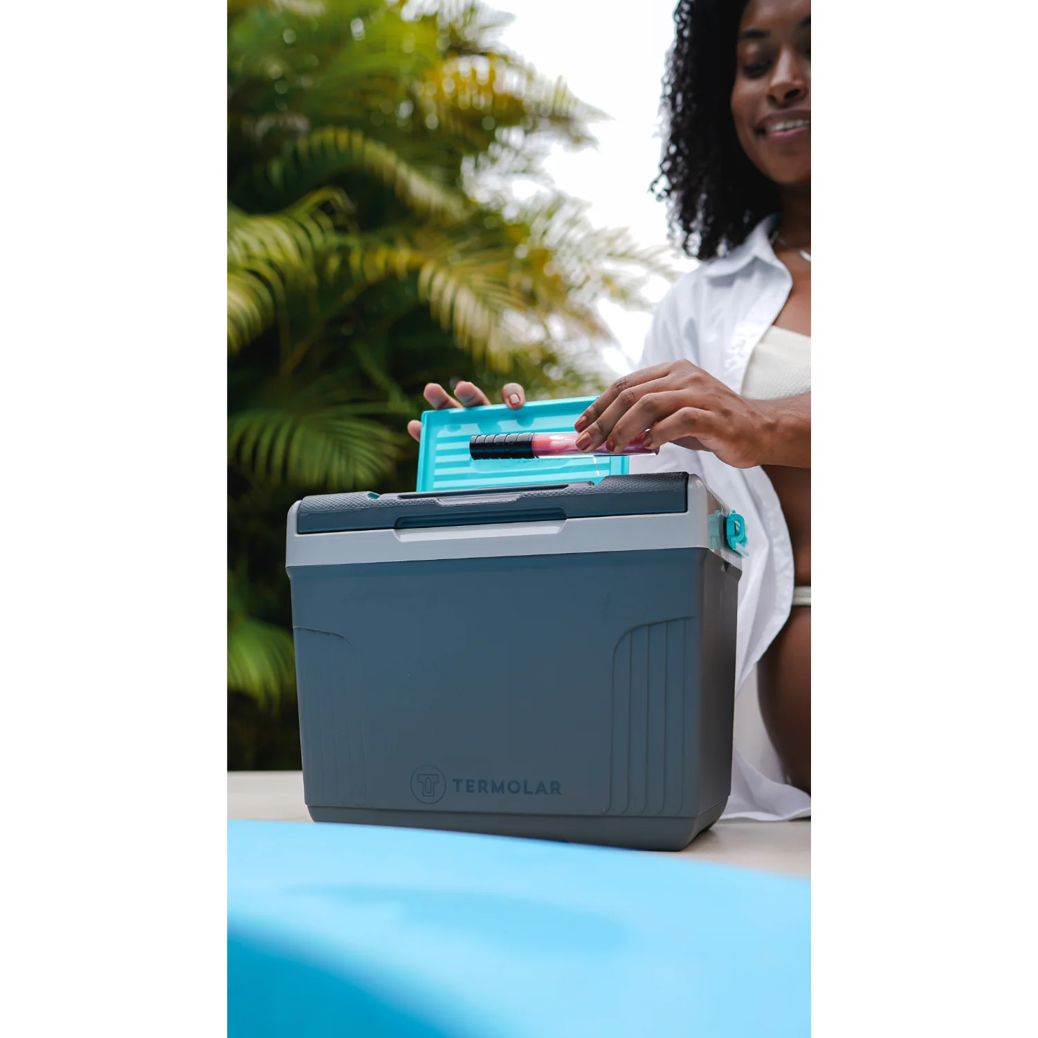 COOLER TERMOLAR 8LT GRIS/CELESTE