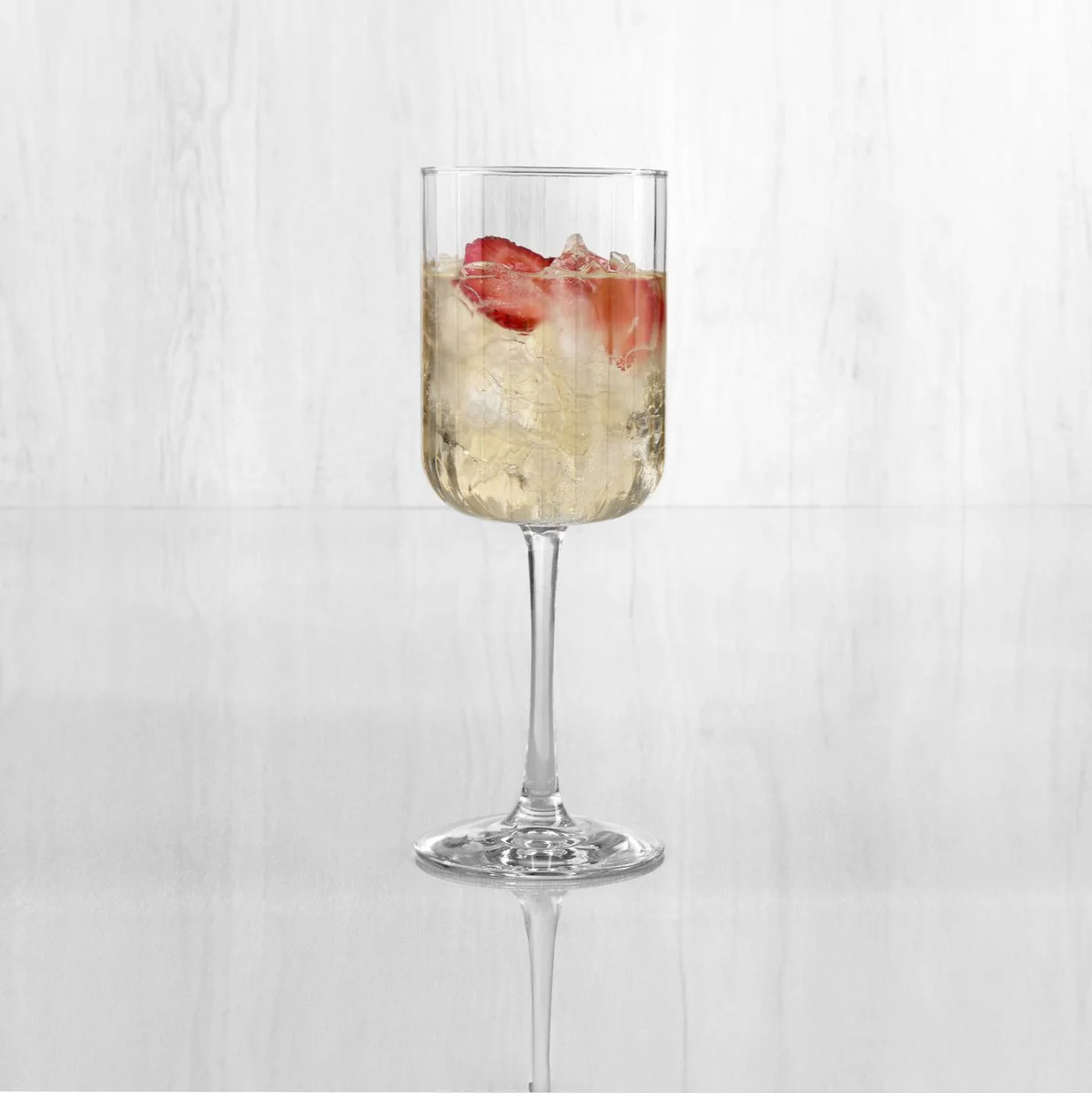 SET 4 COPAS VINO PANELLO 414 ML