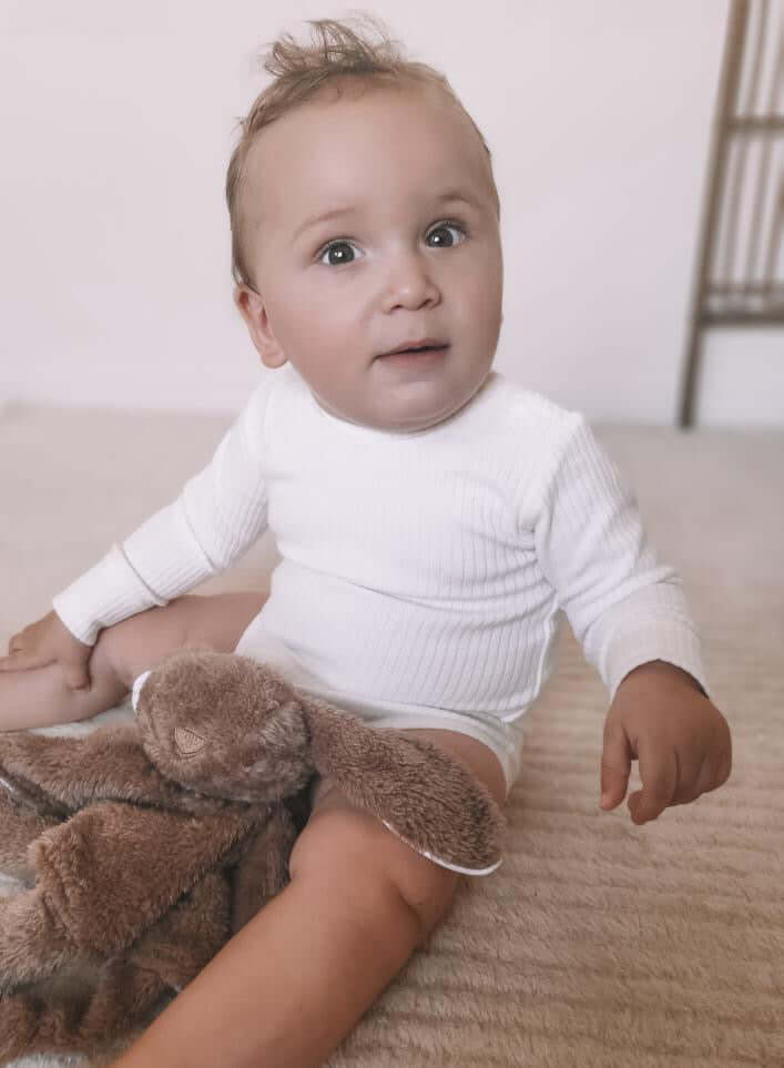 Basics Long Sleeve Bodysuit White Bundle