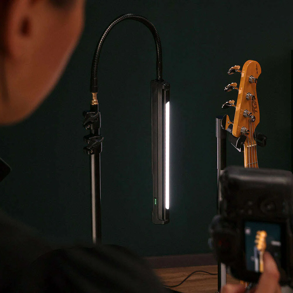 Gravity GLEDSTICK1B Compact, Magnetic and Dimmable LED Light Bar with USB Charging Port